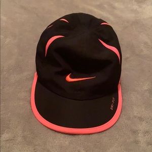 Nike Dri-Fit Adjustable Ballcap Black/Pink
